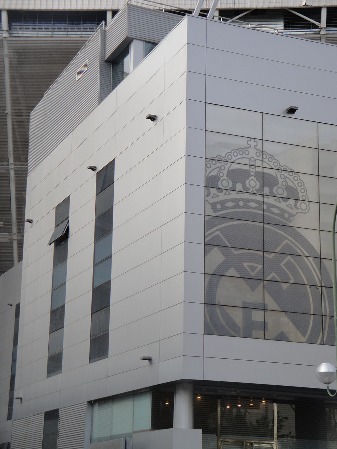 OFICINAS REAL MADRID 1